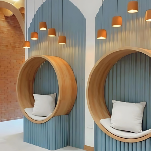 Charming Circular Lounge Pod - Perfect Moon Bench for Photos